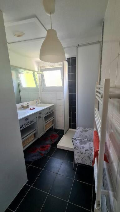Appartement Centre Ville Terrasse Jardin Garage Chez Priscilla Aurillac Luaran gambar